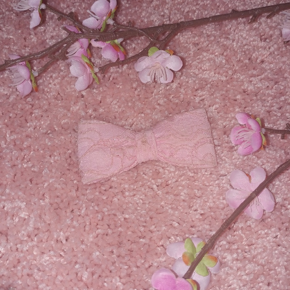 Pink Lace Bow Hairclip ♡